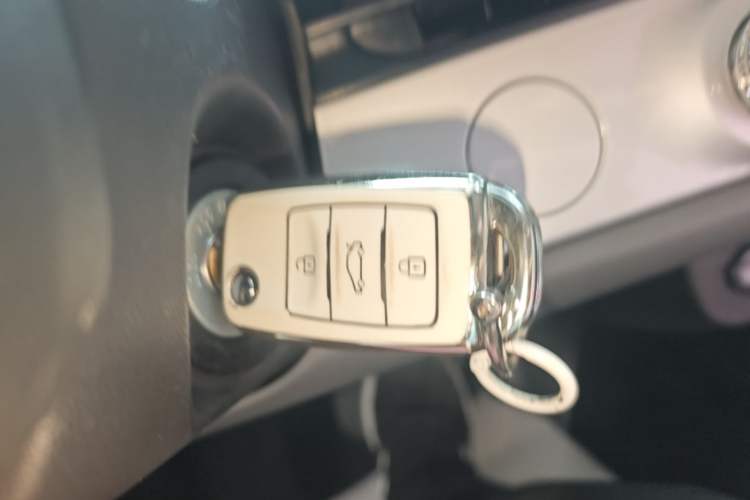 Used CHANGAN NEVO Lumin 2025 205 km Xiangqin Version Vehicle Key