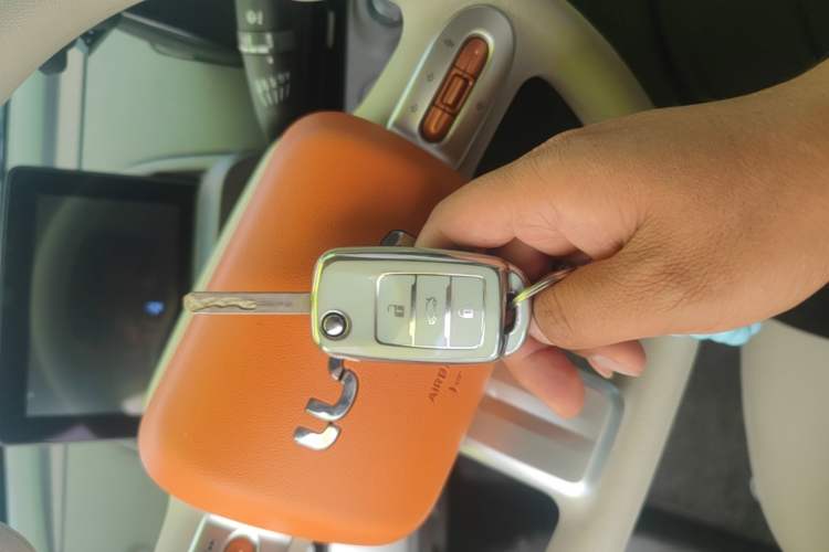 Used CHANGAN NEVO Lumin 2025 301km Honey Dew Edition Vehicle Key