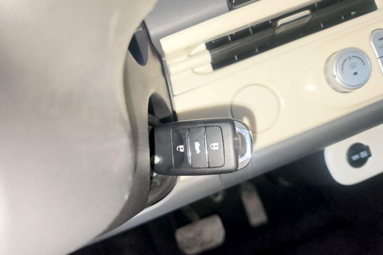 Used CHANGAN NEVO Lumin 2025 205 km Xiangqin Version Vehicle Key