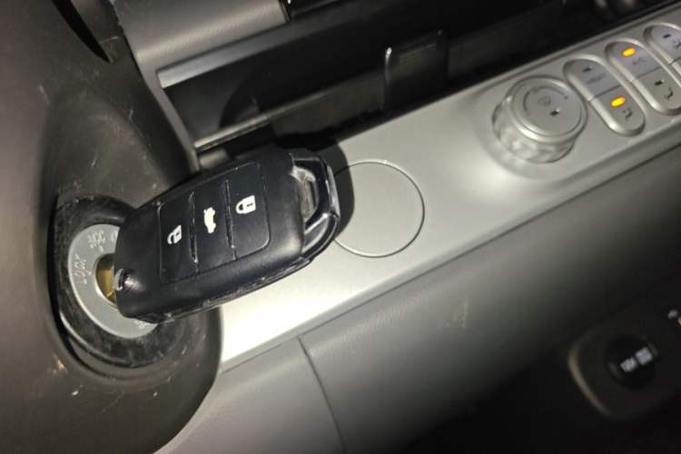 Used CHANGAN NEVO Lumin 2025 205 km Xiangqin Version Vehicle Key