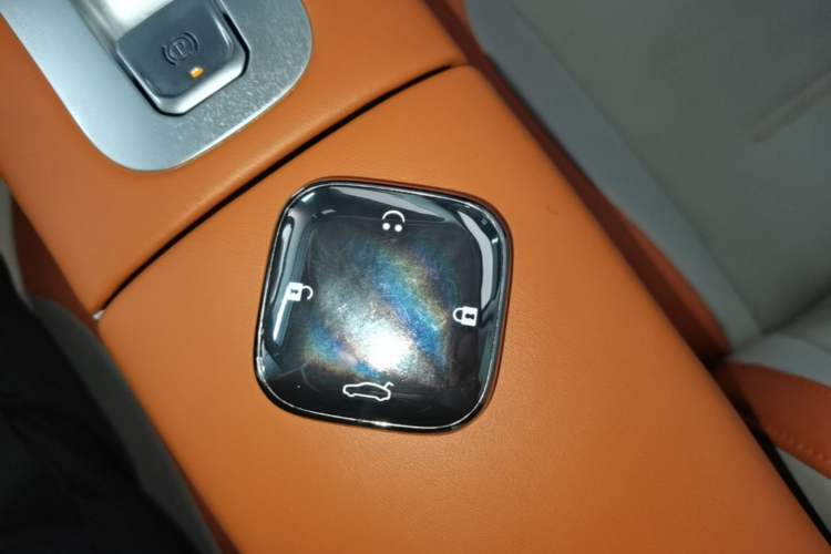Used CHANGAN NEVO Lumin 2025 301km Honey Dew Edition Vehicle Key