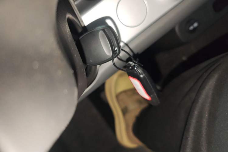 Used CHANGAN NEVO Lumin 2025 205km Refreshing Edition Vehicle Key