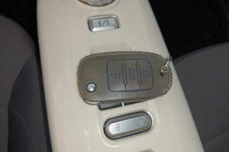 Used CHANGAN NEVO Lumin 2025 205 km Xiangqin Version Vehicle Key