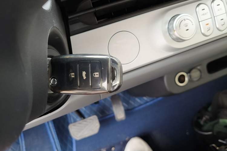 Used CHANGAN NEVO Lumin 2025 205 km Xiangqin Version Vehicle Key