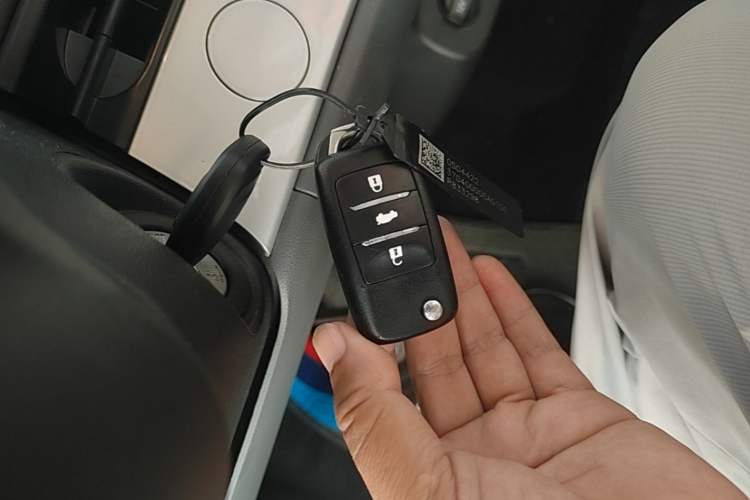 Used CHANGAN NEVO Lumin 2025 205 km Xiangqin Version Vehicle Key