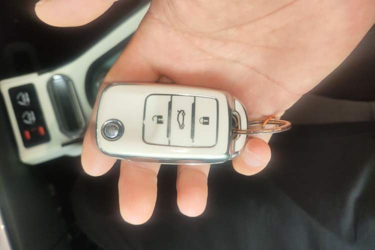 Used CHANGAN NEVO Lumin 2025 205km Refreshing Edition Vehicle Key