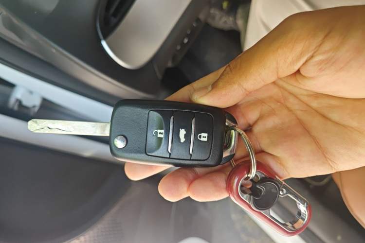 Used CHANGAN NEVO Lumin 2025 301km Honey Dew Edition Vehicle Key