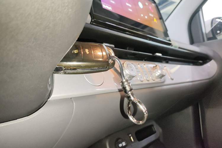 Used CHANGAN NEVO Lumin 2025 205 km Xiangqin Version Vehicle Key