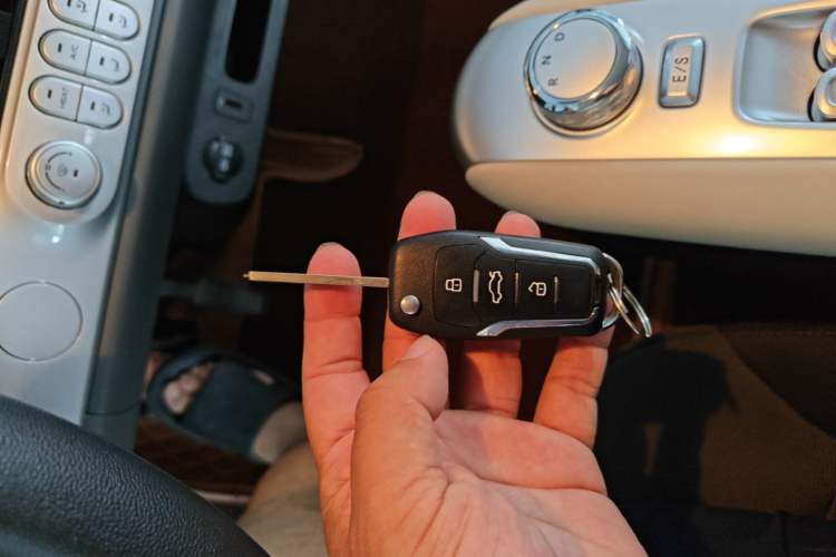 Used CHANGAN NEVO Lumin 2025 205 km Xiangqin Version Vehicle Key