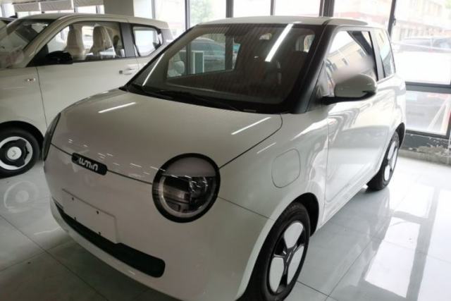 Used CHANGAN NEVO Lumin 2025 205 km Xiangqin Version