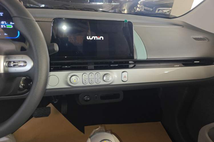 Used CHANGAN NEVO Lumin 2025 205 km Xiangqin Version Audio And AC Panel