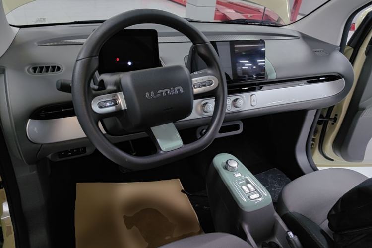 Used CHANGAN NEVO Lumin 2025 205 km Xiangqin Version Center Console