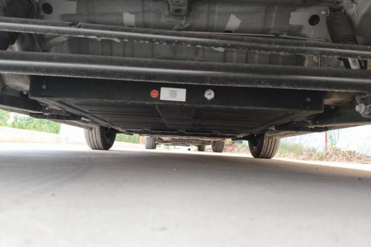 Used CHANGAN NEVO Lumin 2025 205 km Xiangqin Version Chassis Rear