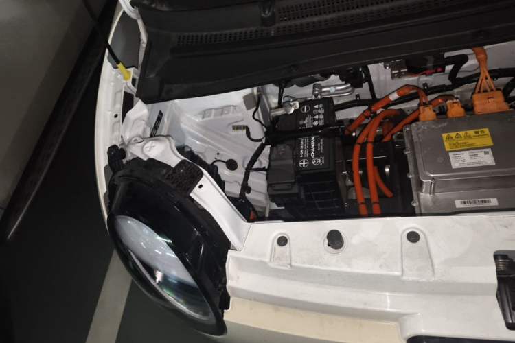 Used CHANGAN NEVO Lumin 2025 301km Honey Dew Edition Engine Bay Right