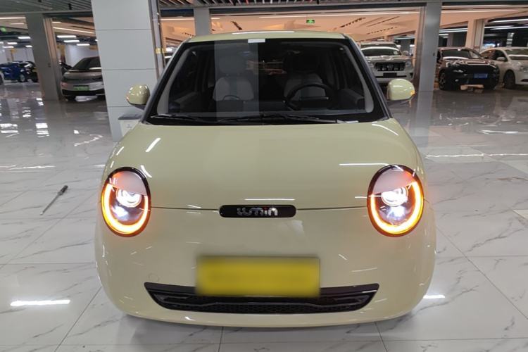 Used CHANGAN NEVO Lumin 2025 205 km Xiangqin Version Front