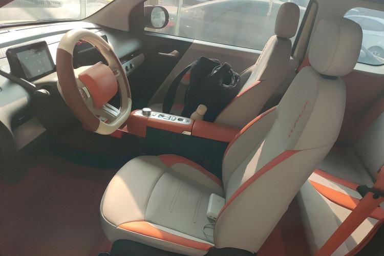 Used CHANGAN NEVO Lumin 2025 301km Honey Dew Edition Left Front Seat