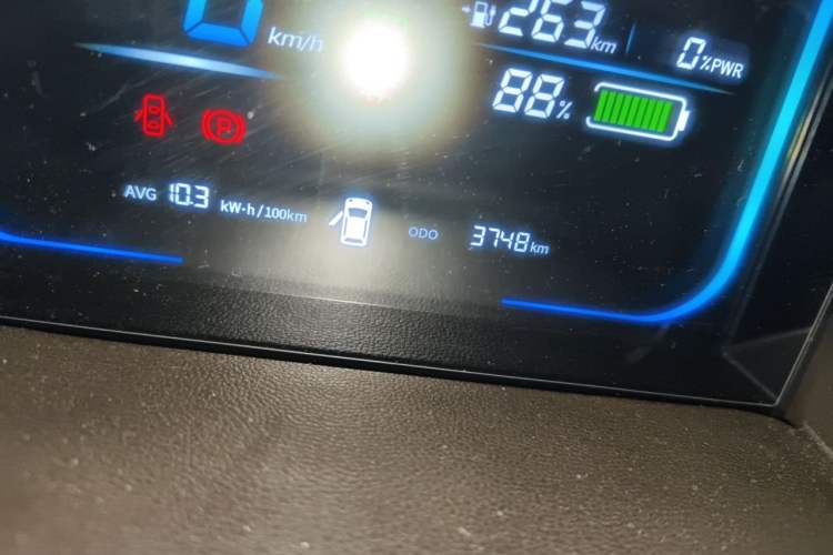 Used CHANGAN NEVO Lumin 2025 301km Honey Dew Edition Odometer Close Up