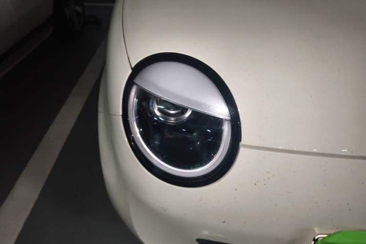 Used CHANGAN NEVO Lumin 2025 301km Honey Dew Edition Right Front Headlight