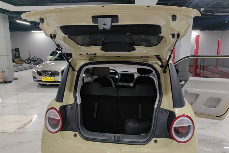 Used CHANGAN NEVO Lumin 2025 205 km Xiangqin Version Trunk