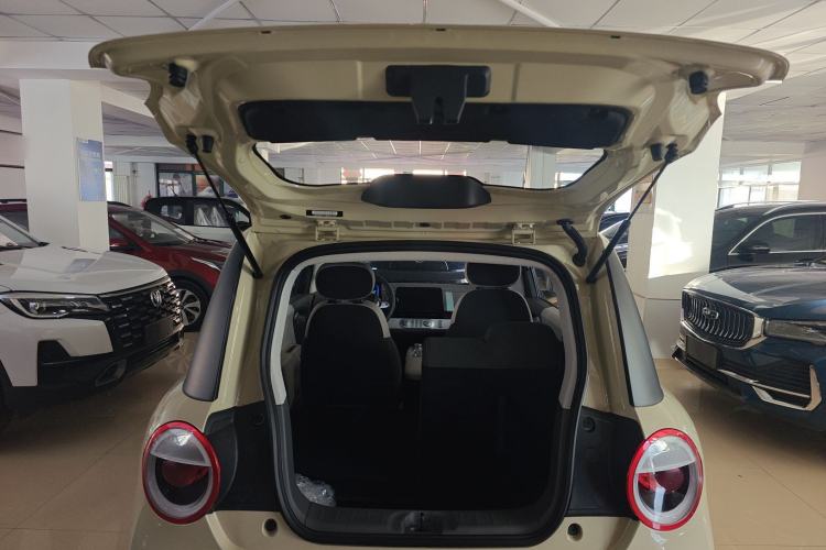 Used CHANGAN NEVO Lumin 2025 205 km Xiangqin Version Trunk