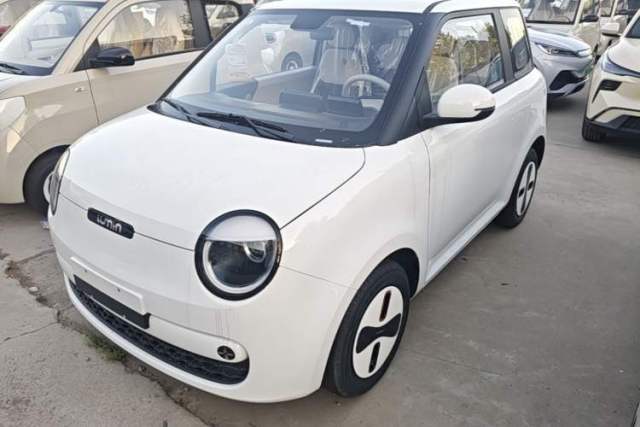 Used CHANGAN NEVO Lumin 2026 Model Treasure Edition 205km Passionate Beige Ningde