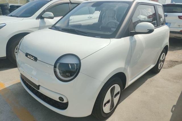 Used CHANGAN NEVO Lumin 2026 Model Treasure Edition 205km Passionate Beige Ningde