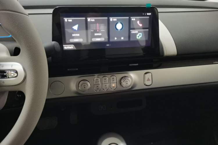 Used CHANGAN NEVO Lumin 2026 Model Treasure Edition 205km Passionate Beige Ningde Audio And AC Panel