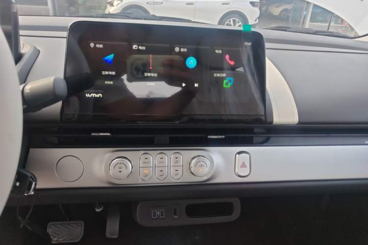 Used CHANGAN NEVO Lumin 2026 Model Treasure Edition 205km Passionate Beige Ningde Audio And AC Panel
