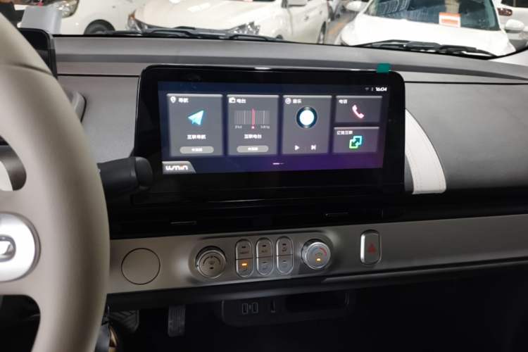 Used CHANGAN NEVO Lumin 2026 Model Treasure Edition 205km Passionate Beige Ningde Audio And AC Panel