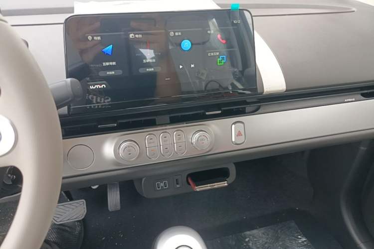 Used CHANGAN NEVO Lumin 2026 Model Treasure Edition 205km Passionate Beige Ningde Audio And AC Panel