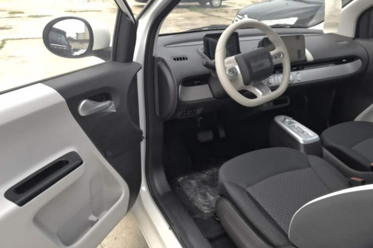 Used CHANGAN NEVO Lumin 2026 Model Treasure Edition 205km Passionate Beige Ningde Driver Seat