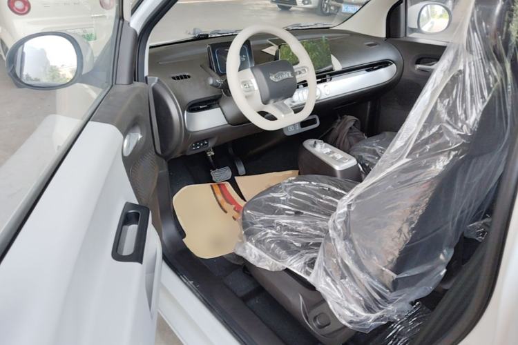 Used CHANGAN NEVO Lumin 2026 Model Treasure Edition 205km Passionate Beige Ningde Driver Seat