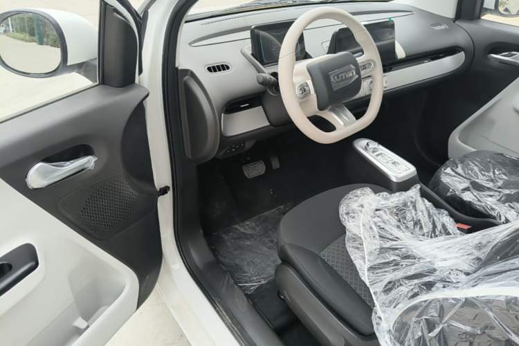Used CHANGAN NEVO Lumin 2026 Model Treasure Edition 205km Passionate Beige Ningde Driver Seat