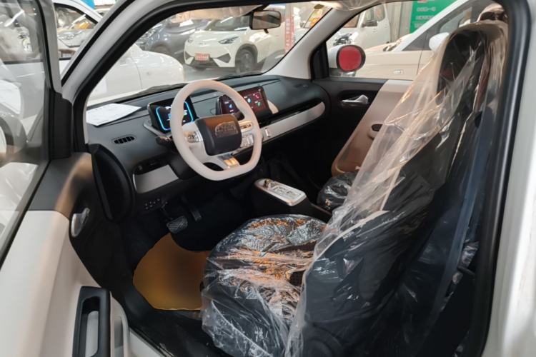 Used CHANGAN NEVO Lumin 2026 Model Treasure Edition 205km Passionate Beige Ningde Driver Seat