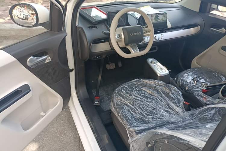Used CHANGAN NEVO Lumin 2026 Model Treasure Edition 205km Passionate Beige Ningde Driver Seat