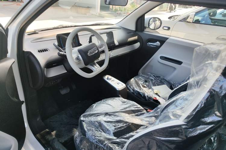 Used CHANGAN NEVO Lumin 2026 Model Treasure Edition 205km Passionate Beige Ningde Driver Seat