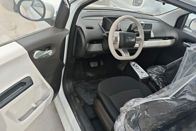 Used CHANGAN NEVO Lumin 2026 Model Treasure Edition 205km Passionate Beige Ningde Driver Seat