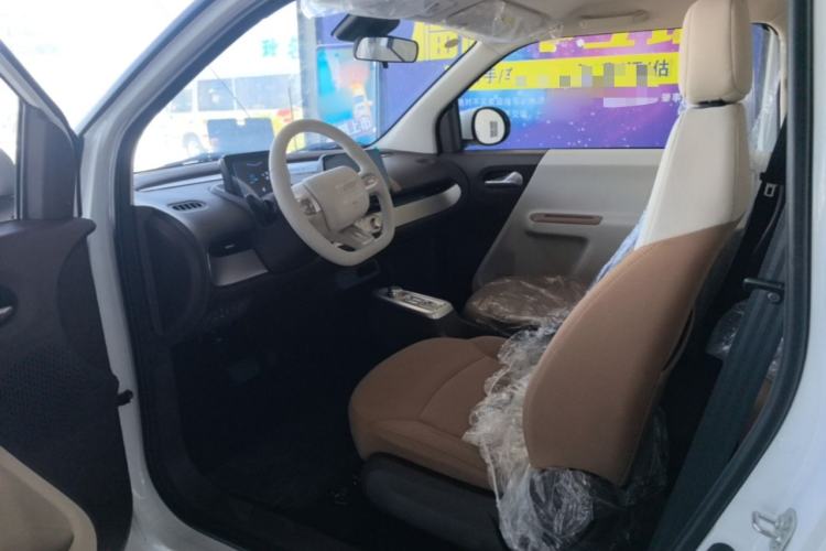 Used CHANGAN NEVO Lumin 2026 Model Treasure Edition 205km Passionate Beige Ningde Driver Seat