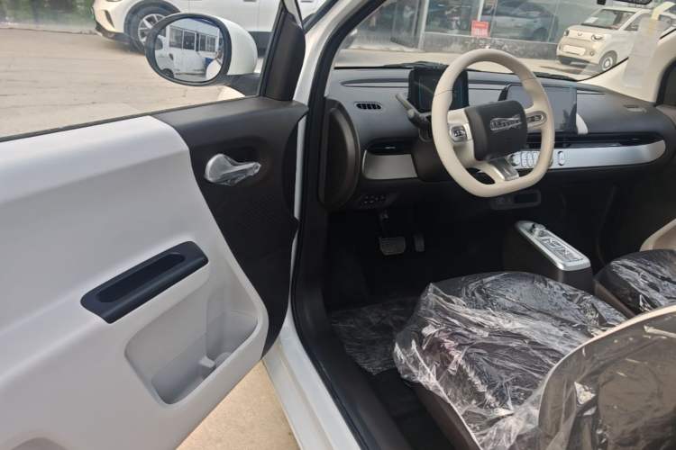 Used CHANGAN NEVO Lumin 2026 Model Treasure Edition 205km Passionate Beige Ningde Driver Seat