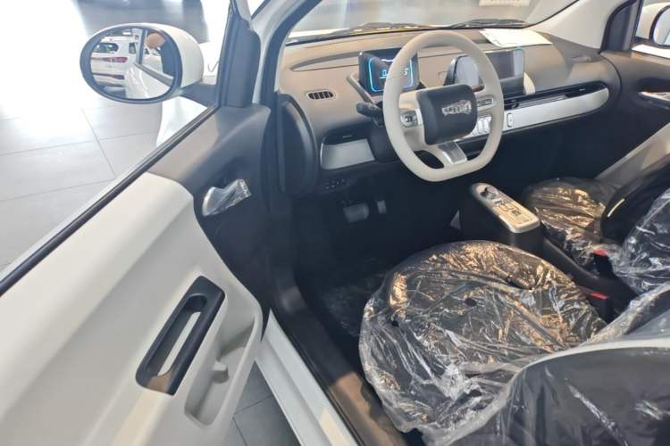 Used CHANGAN NEVO Lumin 2026 Model Treasure Edition 205km Passionate Beige Ningde Driver Seat