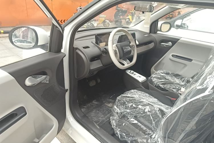 Used CHANGAN NEVO Lumin 2026 Model Treasure Edition 205km Beloved Beige Guoxuan Driver Seat