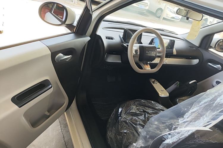 Used CHANGAN NEVO Lumin 2026 Model Treasure Edition 205km Passionate Beige Ningde Driver Seat