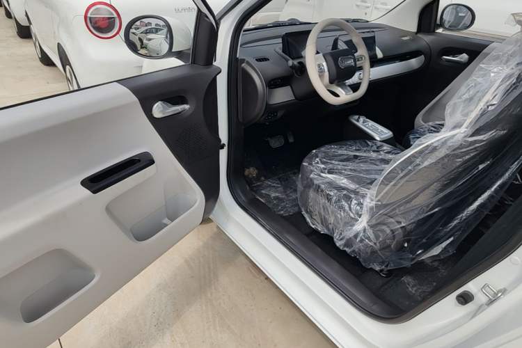 Used CHANGAN NEVO Lumin 2026 Model Treasure Edition 205km Passionate Beige Ningde Driver Seat