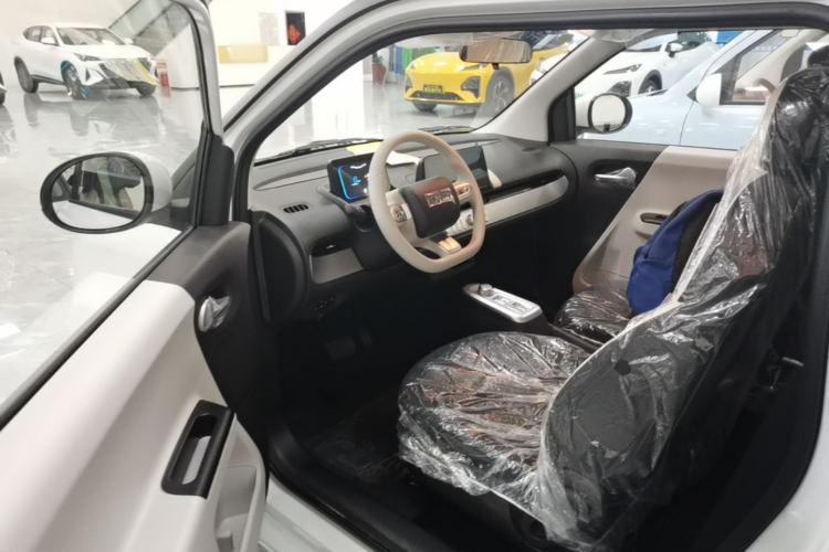 Used CHANGAN NEVO Lumin 2026 Model Treasure Edition 205km Passionate Beige Ningde Driver Seat