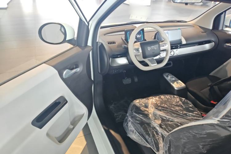 Used CHANGAN NEVO Lumin 2026 Model Treasure Edition 205km Passionate Beige Ningde Driver Seat