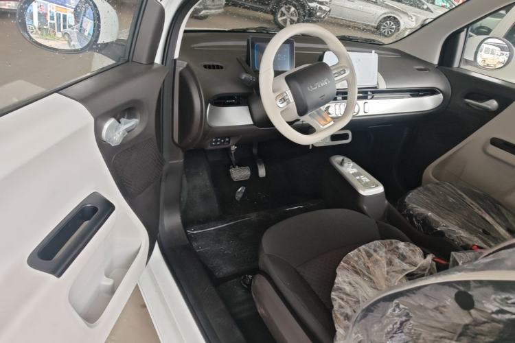 Used CHANGAN NEVO Lumin 2026 Model Treasure Edition 205km Passionate Beige Ningde Driver Seat