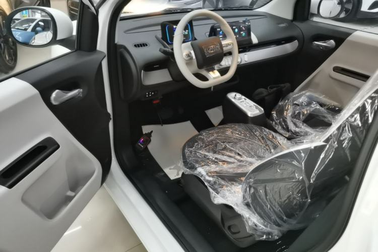Used CHANGAN NEVO Lumin 2026 Model Treasure Edition 205km Passionate Beige Ningde Driver Seat