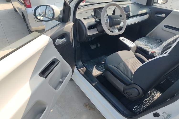 Used CHANGAN NEVO Lumin 2026 Model Treasure Edition 205km Passionate Beige Ningde Driver Seat