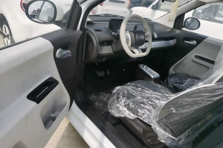 Used CHANGAN NEVO Lumin 2026 Model Treasure Edition 205km Passionate Beige Ningde Driver Seat