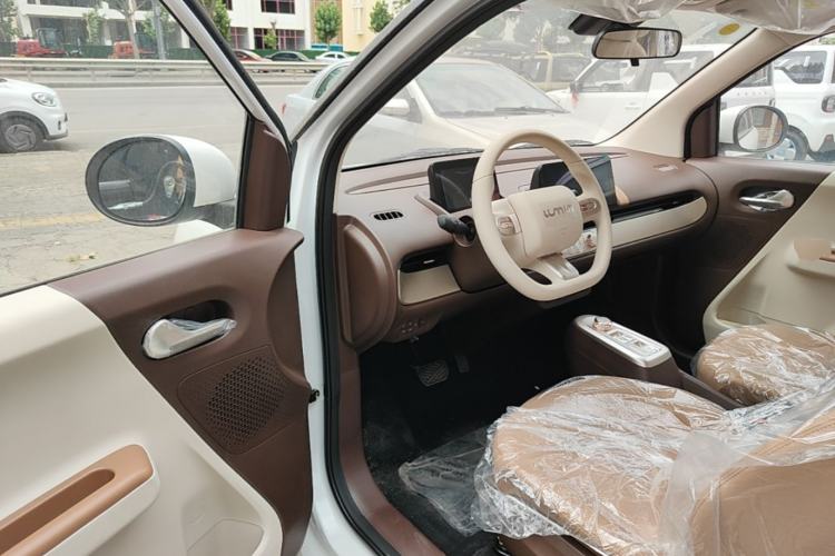 Used CHANGAN NEVO Lumin 2026 Model Treasure Edition 205km Passionate Beige Ningde Driver Seat